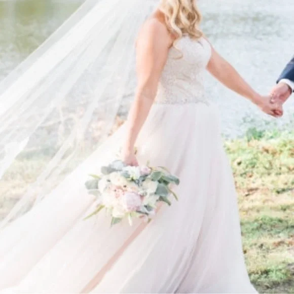 Allure Elegant Lace Strapless Wedding Dress - Picture 3 of 7